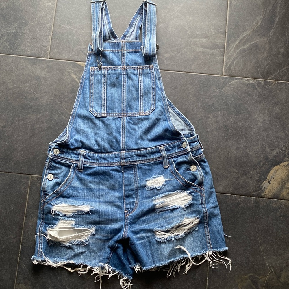 American Eagle Overall Shorts Size Small